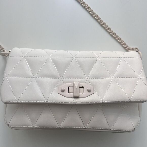 Quilted Small Chain Strap Crossbody Purse Bag Vegan Leather Forever 21 - Picture 6 of 14